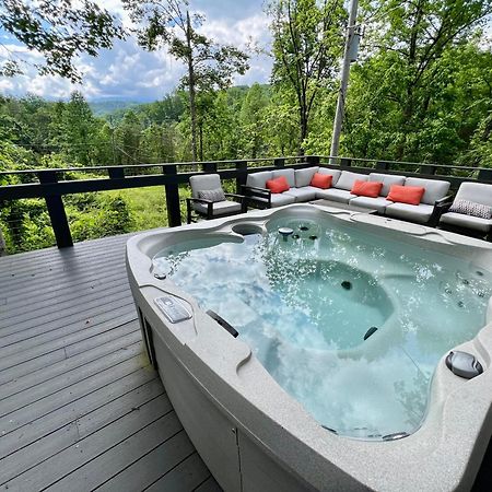 Willa Experience Luxury At Smoky Mountain Hideaway, Just 5 Miles From Downtown Gatlinburg Zewnętrze zdjęcie